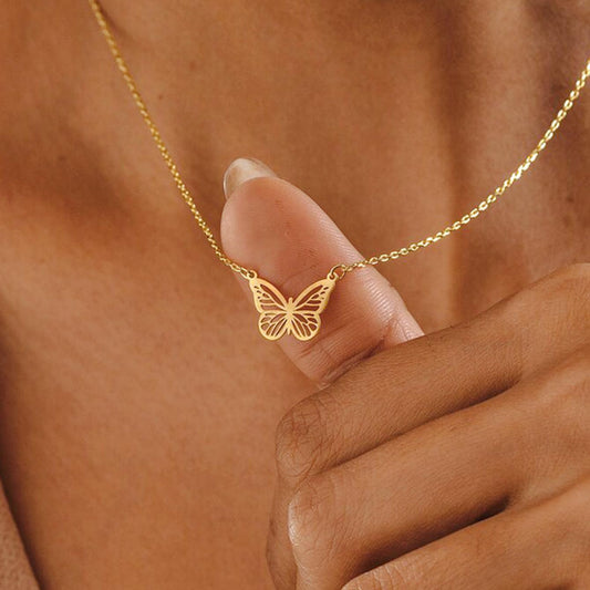 Collier Pendentif Papillon Doré | Acier Titane | VELYNE
